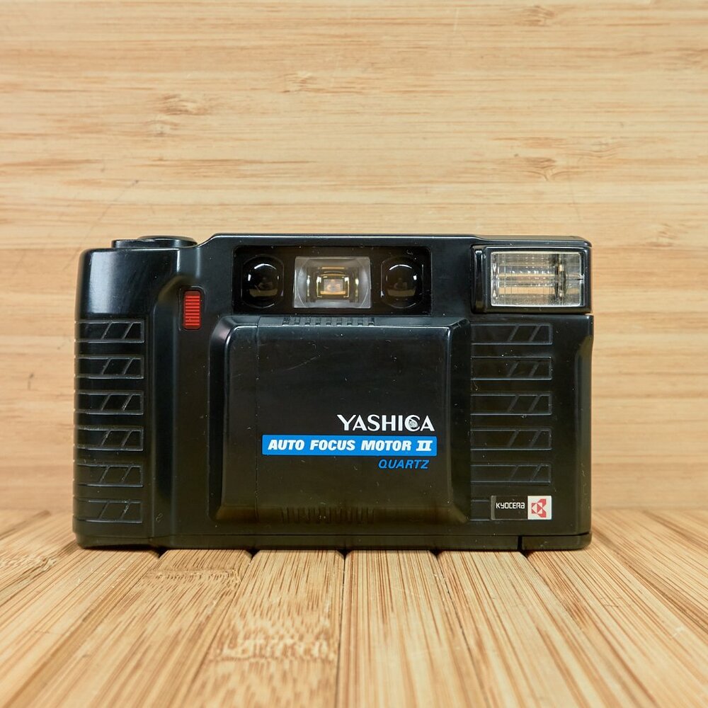 Vintage YASHICA Auto Focus Motor II Full Automatic, Point and Shot Film Camera